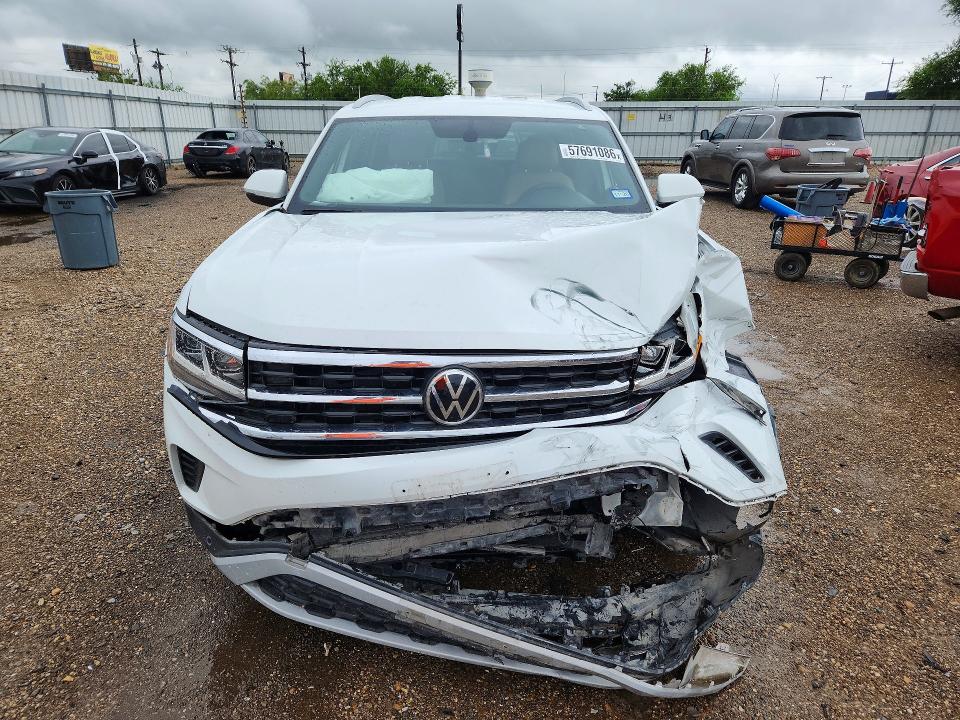 57691086 :رقم المزاد ، 1V2YE2CAXLC229680 vin ، 2020 Volkswagen Atlas Cross Sport مزاد بيع