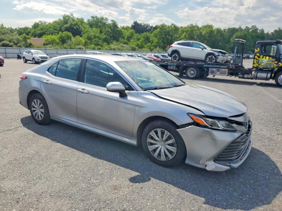 Продажа на аукционе авто 2019 Toyota Camry, vin: 4T1B11HK0KU702926, номер лота: 58699366