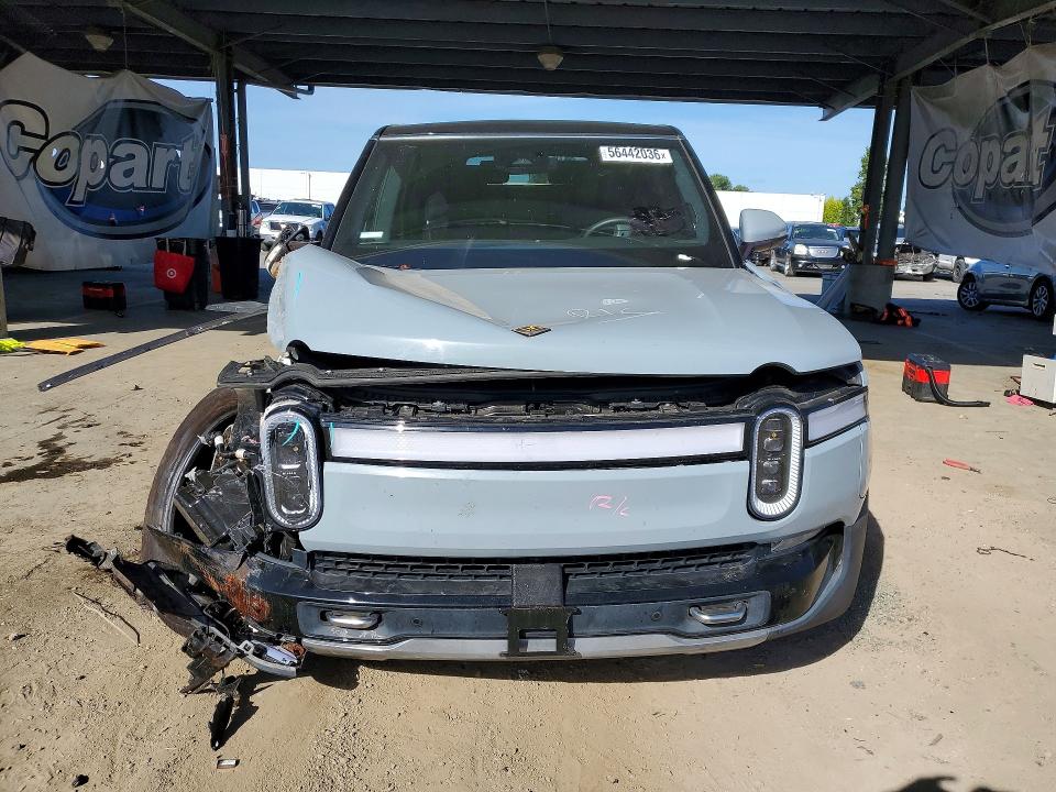 Продаж на аукціоні авто 2023 Rivian R1s, vin: 7PDSGABA2PN004010, номер лоту: 56442036