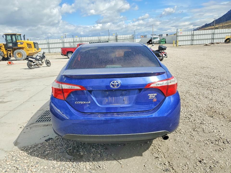 2015 Toyota Corolla მანქანა იყიდება აუქციონზე, vin: 5YFBURHE9FP332163, აუქციონის ნომერი: 58980316