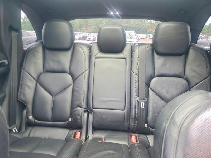 59218966 :رقم المزاد ، WP1AB2A21GLA96576 vin ، 2016 Porsche Cayenne مزاد بيع