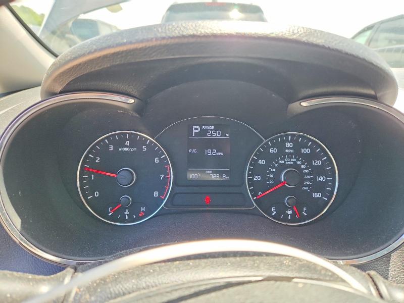 2017 Kia Forte მანქანა იყიდება აუქციონზე, vin: 3KPFK4A78HE101216, აუქციონის ნომერი: 56157426