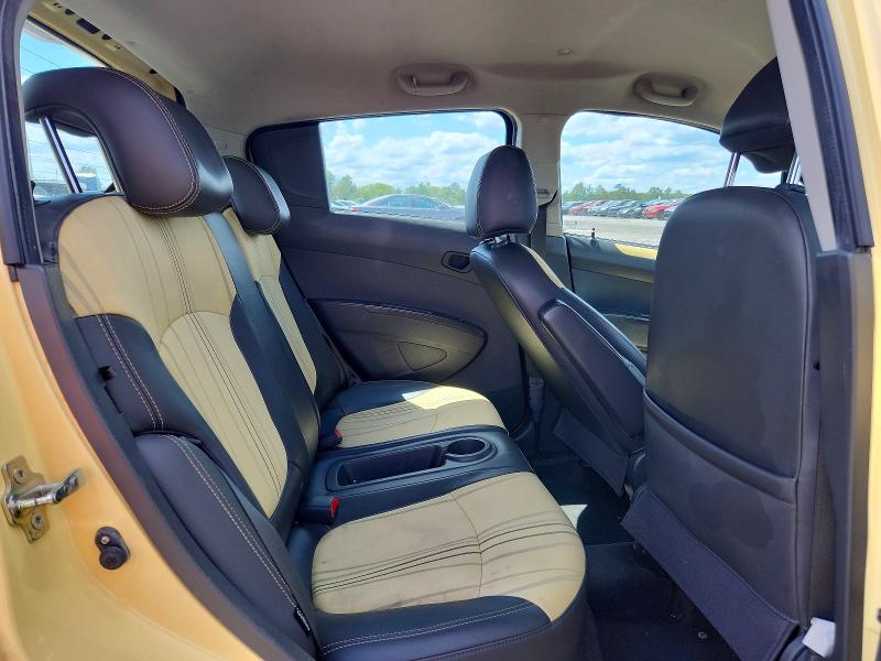 57672146 :رقم المزاد ، KL8CD6S94FC712057 vin ، 2015 Chevrolet Spark مزاد بيع