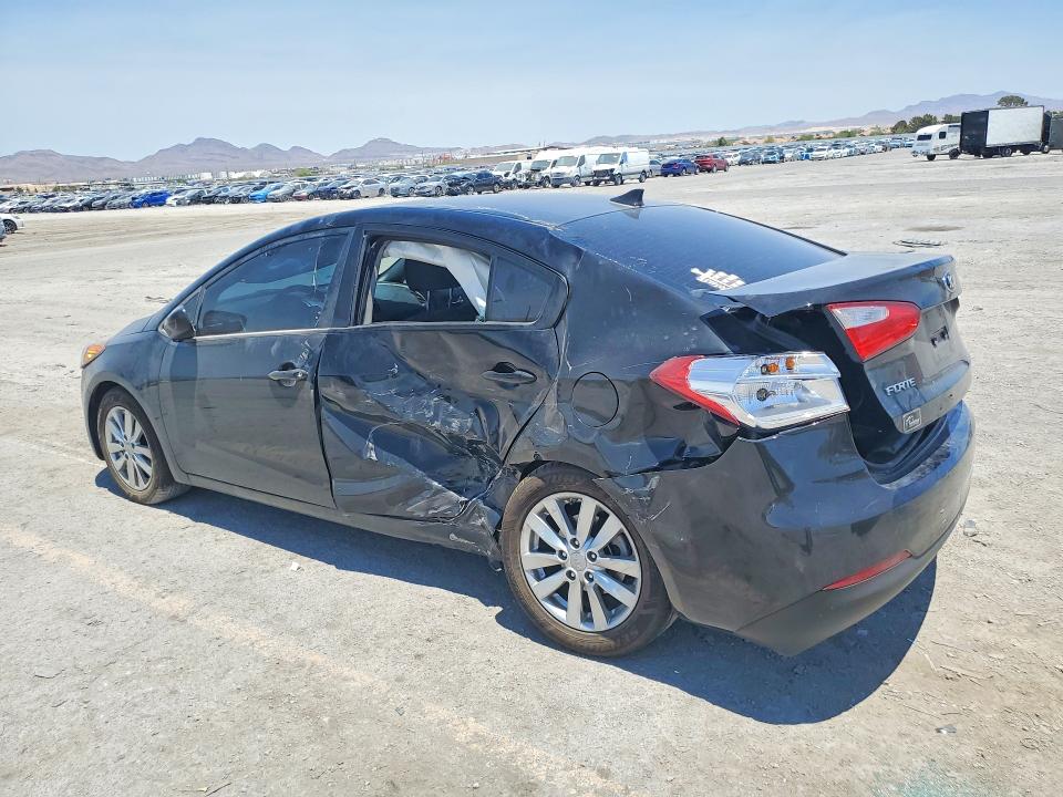 2015 Kia Forte მანქანა იყიდება აუქციონზე, vin: KNAFX4A6XF5383941, აუქციონის ნომერი: 57876056