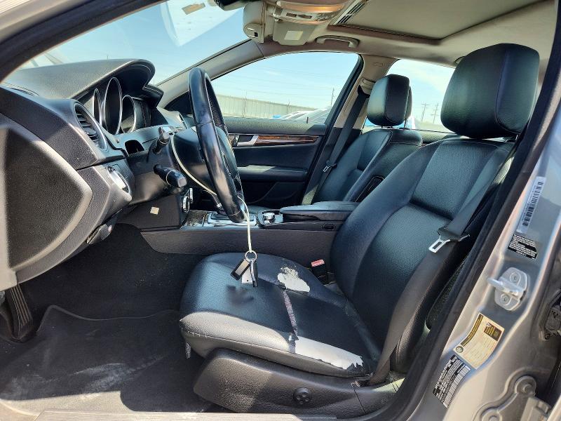 59009806 :رقم المزاد ، WDDGF8BB4CF857312 vin ، 2012 Mercedes-benz C مزاد بيع