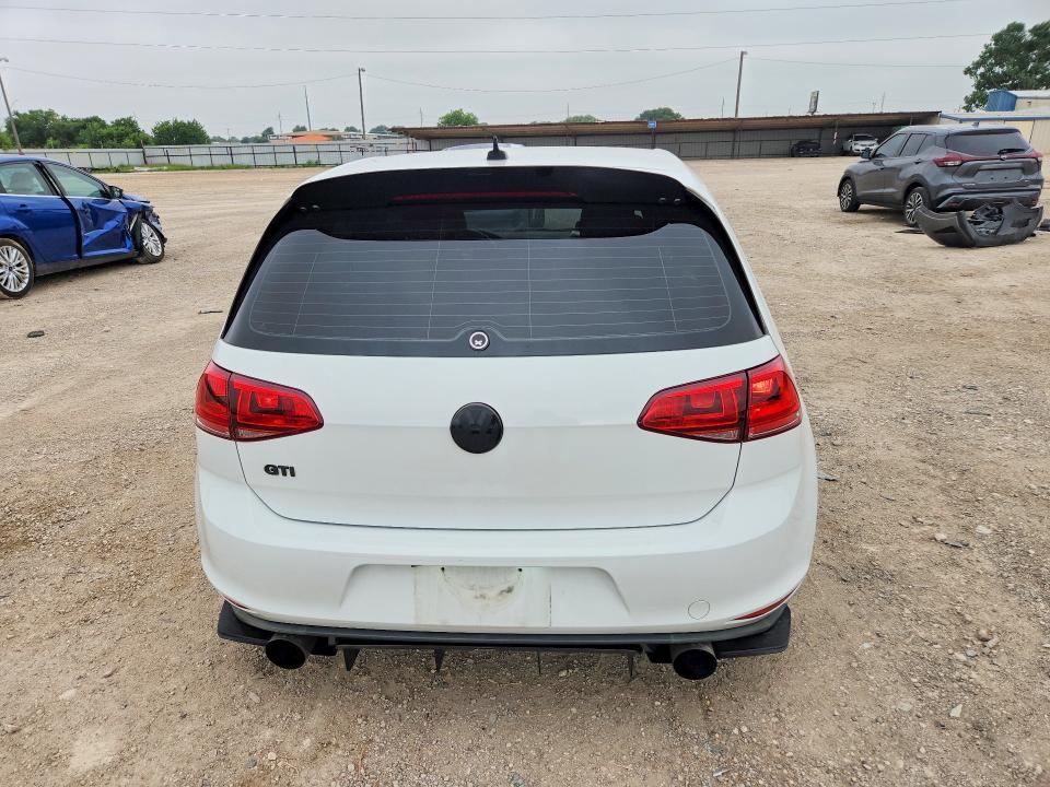 57626476 :رقم المزاد ، 3VW4T7AU3HM031736 vin ، 2017 Volkswagen Gti مزاد بيع