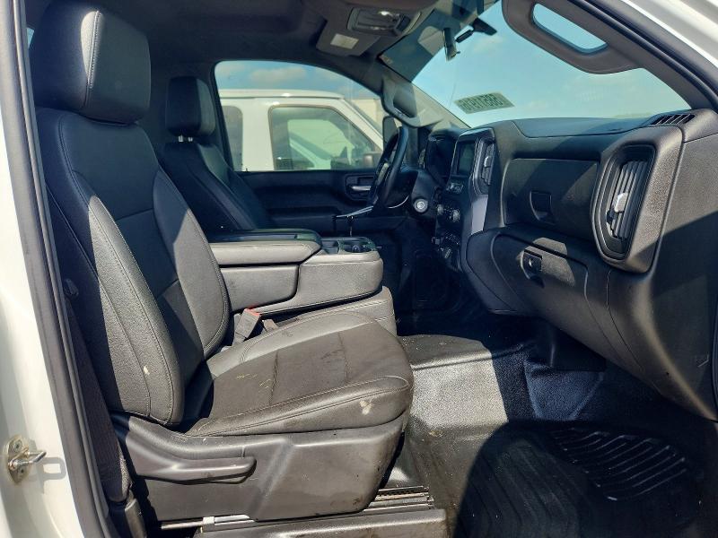 58511916 :رقم المزاد ، 1GB3WRE72NF321942 vin ، 2022 Chevrolet Silverado مزاد بيع