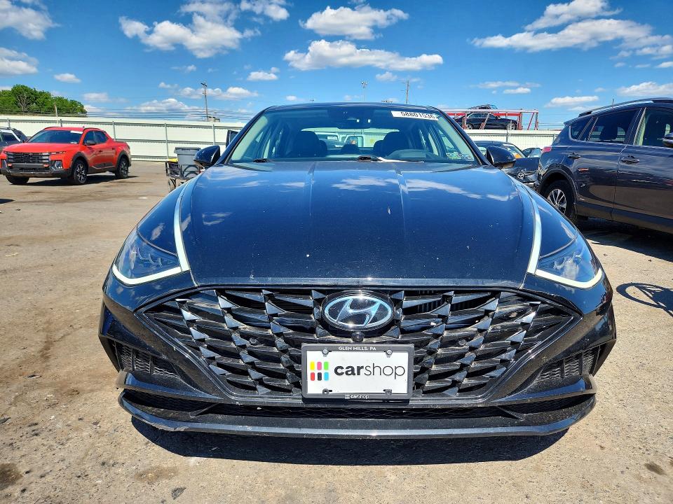 58801536 :رقم المزاد ، 5NPEH4J26MH117709 vin ، 2021 Hyundai Sonata مزاد بيع