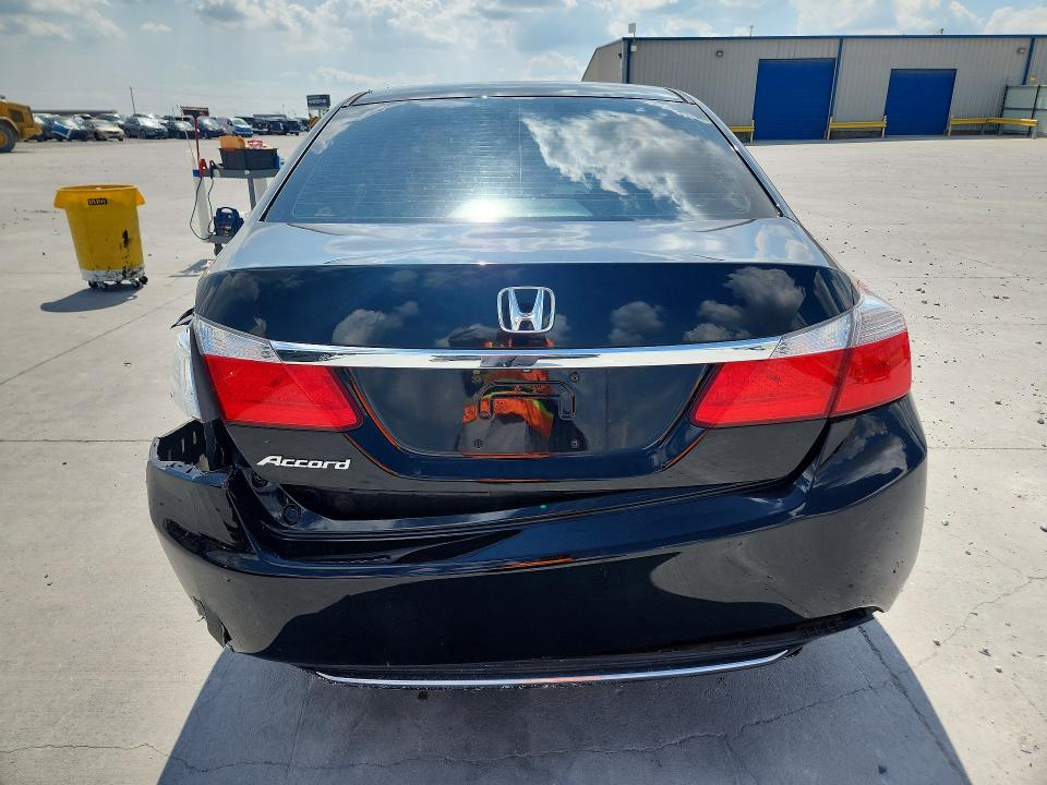 Продажа на аукционе авто 2015 Honda Accord, vin: 1HGCR2F36FA180573, номер лота: 55471766