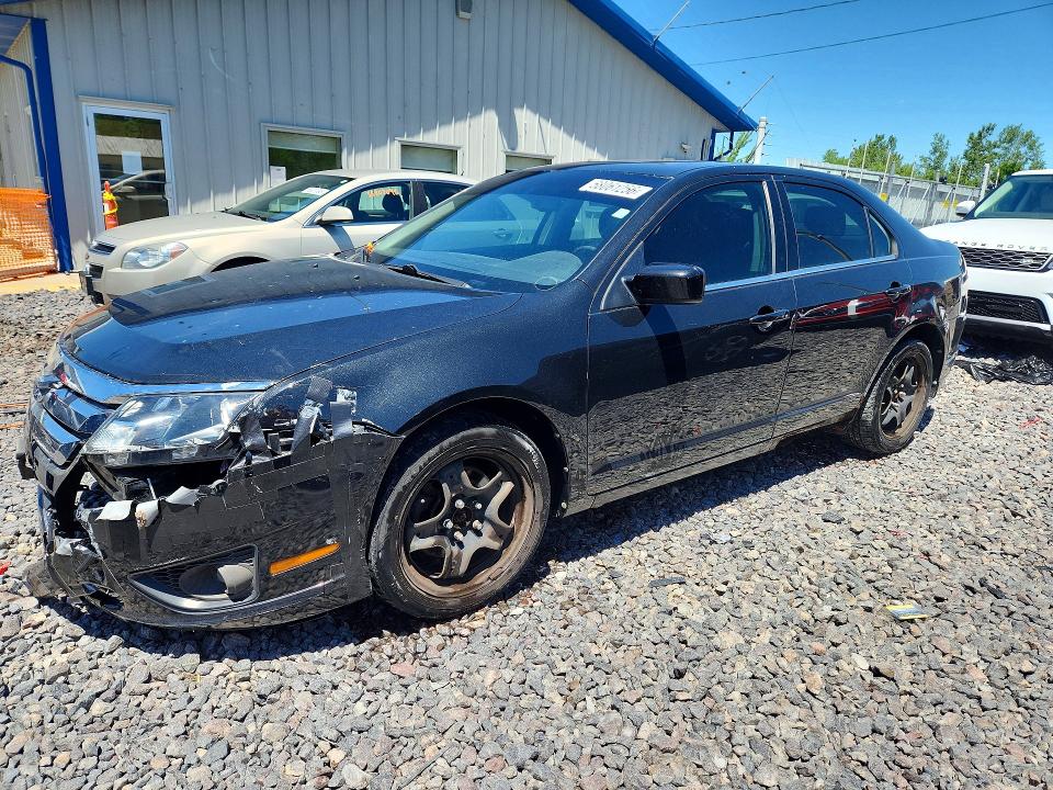 58061256 :رقم المزاد ، 3FAHP0HAXBR106153 vin ، 2011 Ford Fusion مزاد بيع