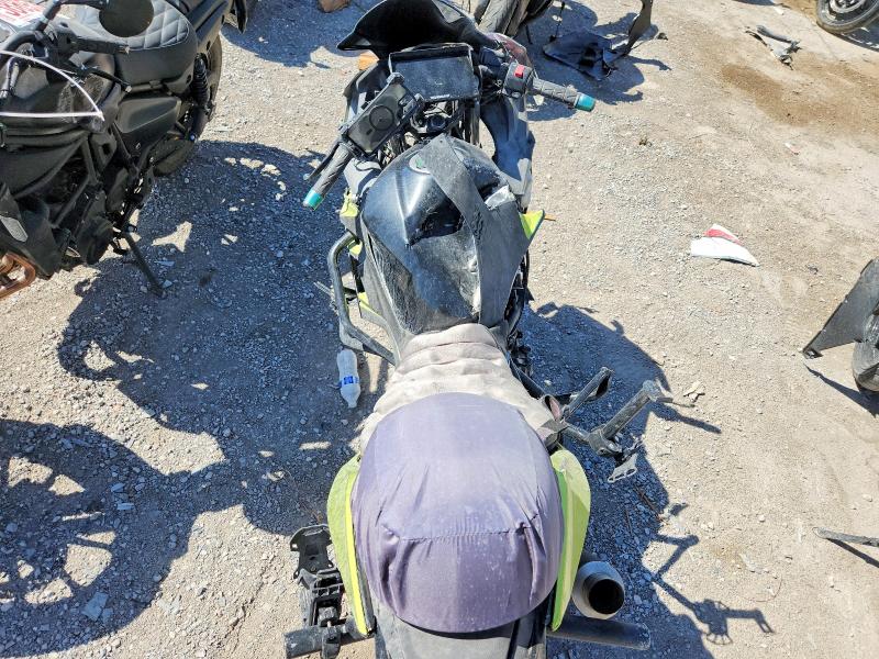 52456866 :رقم المزاد ، JKAEXKG18JDA03621 vin ، 2018 Kawasaki Ex400 مزاد بيع