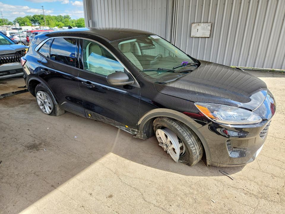 57766036 :رقم المزاد ، 1FMCU9G64NUB32268 vin ، 2022 Ford Escape مزاد بيع