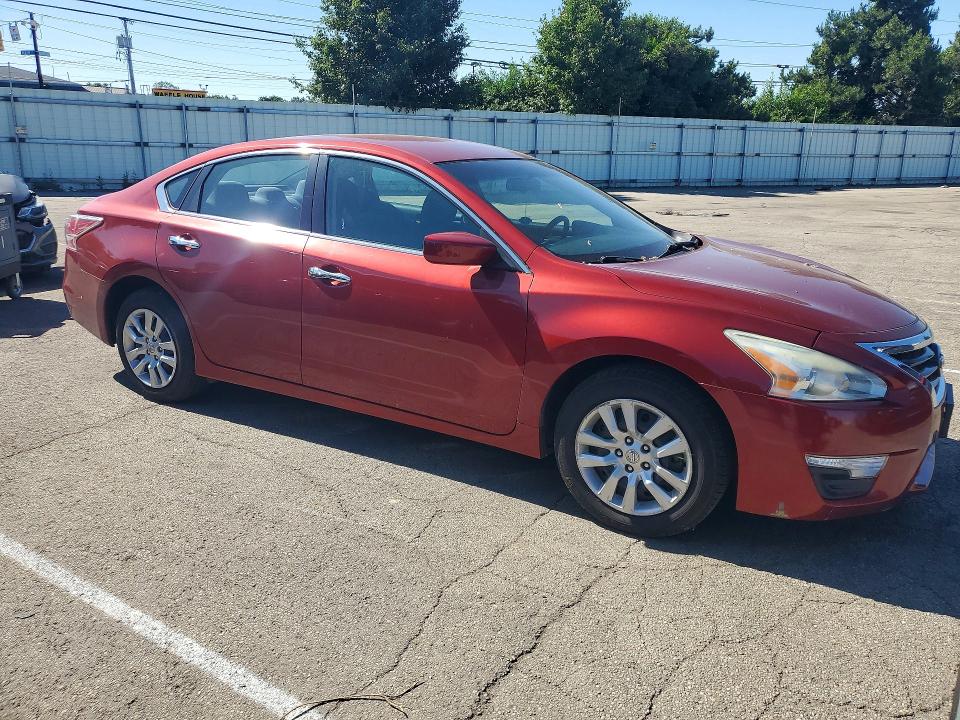 Продажа на аукционе авто 2015 Nissan Altima, vin: 1N4AL3AP7FN384448, номер лота: 55436696