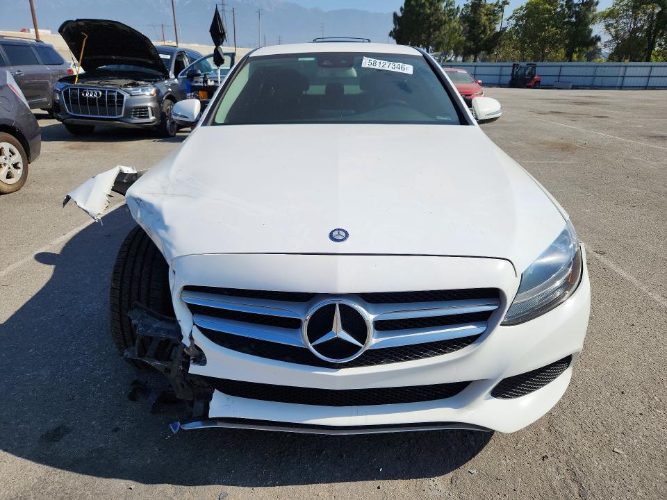 58127346 :رقم المزاد ، 55SWF4JB9GU125329 vin ، 2016 Mercedes-benz C مزاد بيع