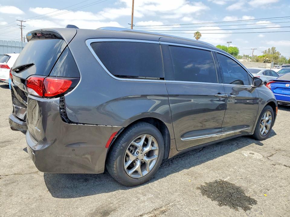 59163896 :رقم المزاد ، 2C4RC1GG0HR545155 vin ، 2017 Chrysler Pacifica مزاد بيع