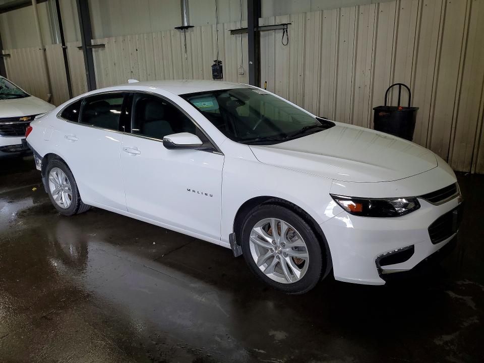 57921896 :رقم المزاد ، 1G1ZD5ST5JF217745 vin ، 2018 Chevrolet Malibu مزاد بيع