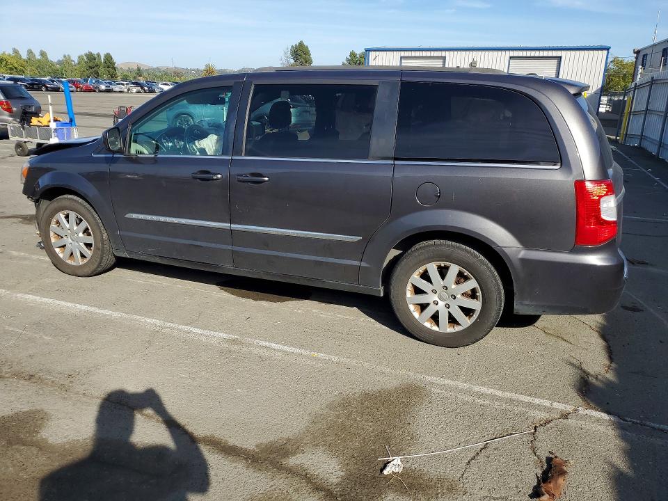 2016 Chrysler Town & Country მანქანა იყიდება აუქციონზე, vin: 2C4RC1BG7GR299047, აუქციონის ნომერი: 56099336