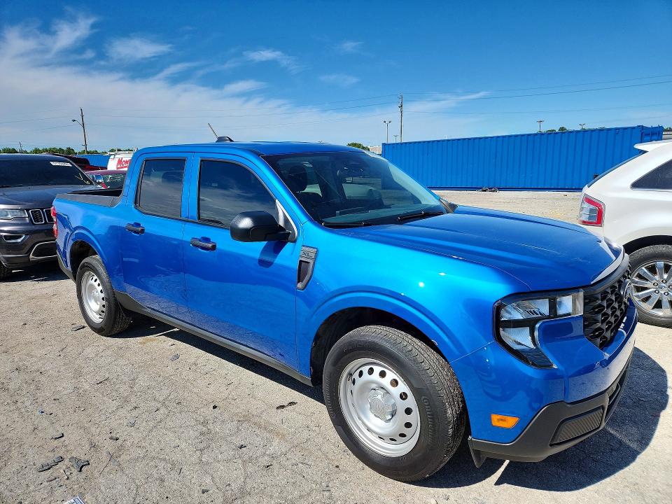 2025 Ford Maverick მანქანა იყიდება აუქციონზე, vin: 3FTTW8BA7SRB72710, აუქციონის ნომერი: 56998686