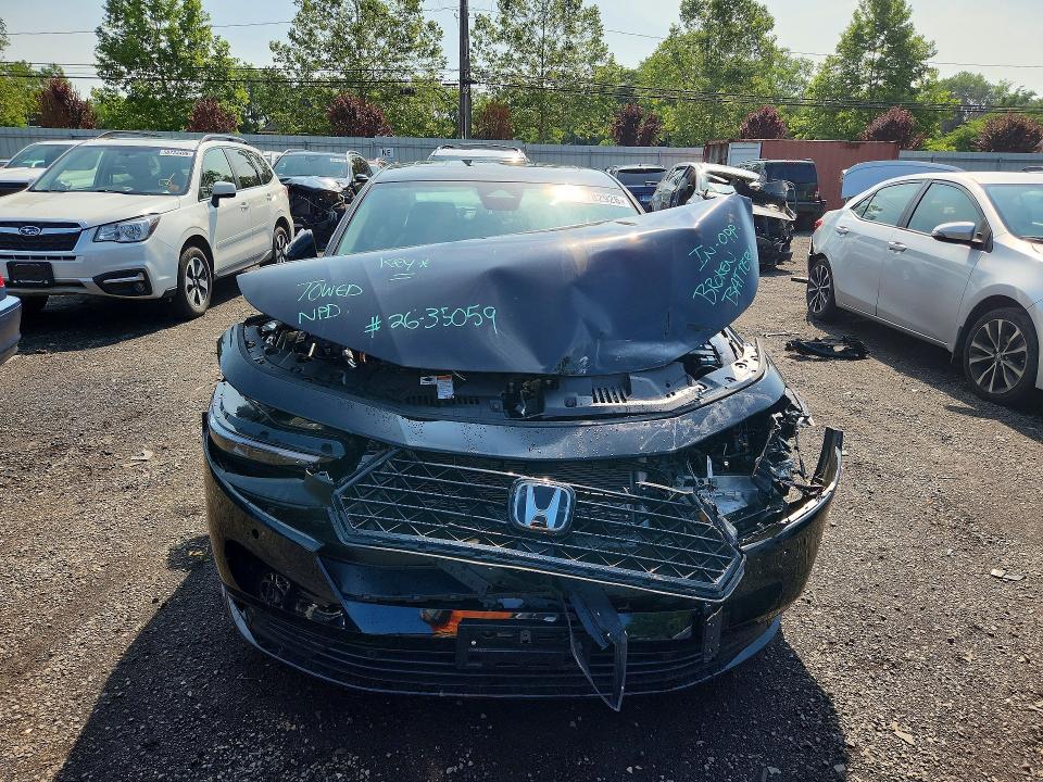58782926 :رقم المزاد ، 1HGCY2F6XSA063022 vin ، 2025 Honda Accord مزاد بيع