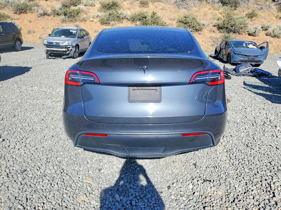 58278556 :رقم المزاد ، 5YJYGDEE9MF063342 vin ، 2021 Tesla Model Y مزاد بيع