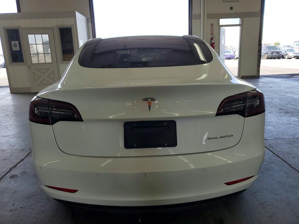 57480976 :رقم المزاد ، 5YJ3E1EB1NF268319 vin ، 2022 Tesla Model 3 مزاد بيع