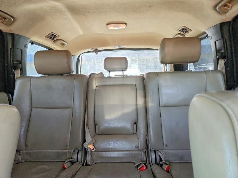 56127166 :رقم المزاد ، 5TDJY5G12BS045644 vin ، 2011 Toyota Sequoia مزاد بيع