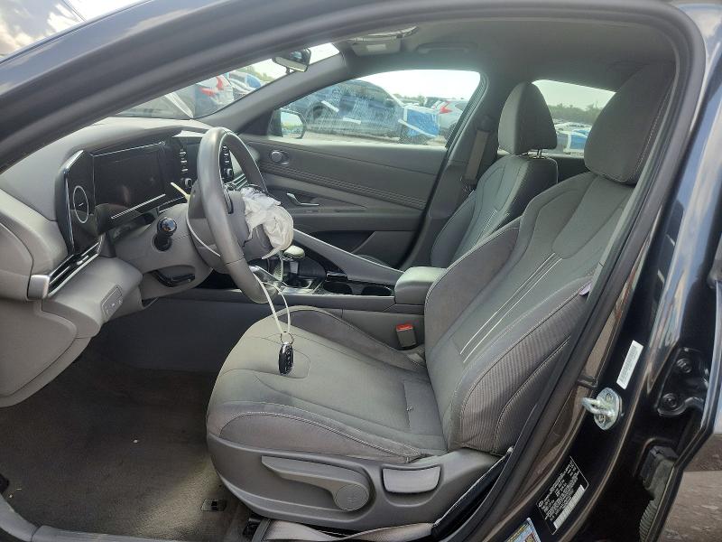 57811796 :رقم المزاد ، 5NPLS4AG4MH032002 vin ، 2021 Hyundai Elantra مزاد بيع