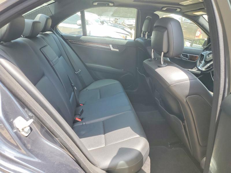 2013 Mercedes-benz C მანქანა იყიდება აუქციონზე, vin: WDDGF4HB4DA854098, აუქციონის ნომერი: 58903206