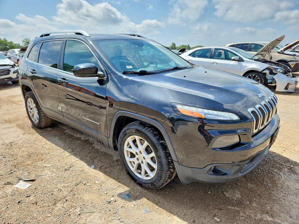 58532696 :رقم المزاد ، 1C4PJMCS1GW111485 vin ، 2016 Jeep Cherokee مزاد بيع