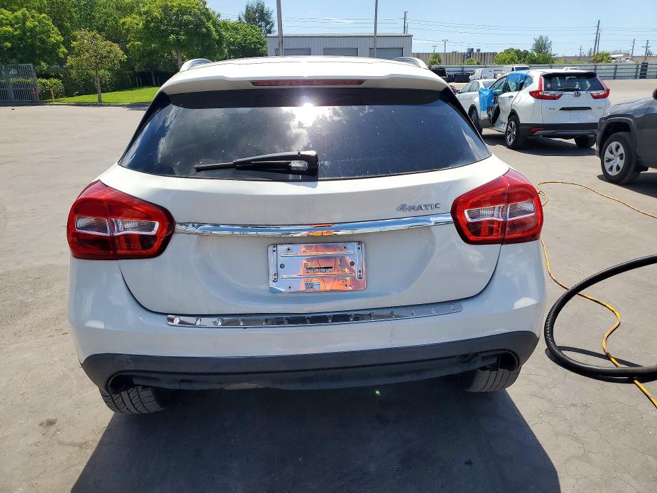 59026806 :رقم المزاد ، WDCTG4GB2FJ148140 vin ، 2015 Mercedes-benz Gla مزاد بيع