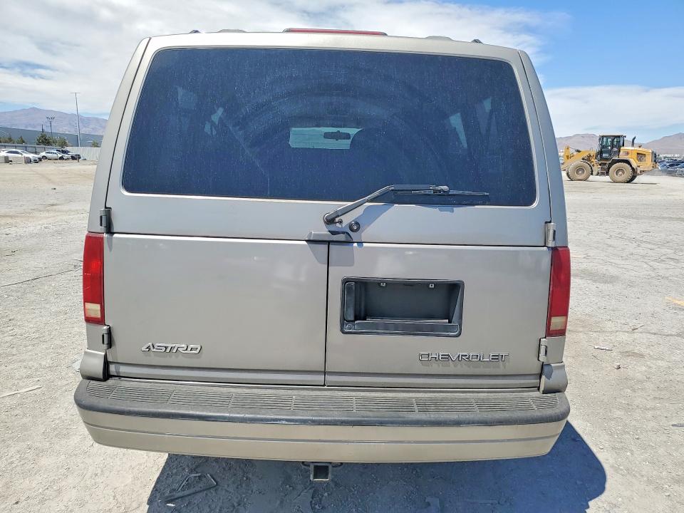 2005 Chevrolet Astro მანქანა იყიდება აუქციონზე, vin: 1GNDM19X15B105712, აუქციონის ნომერი: 85461755