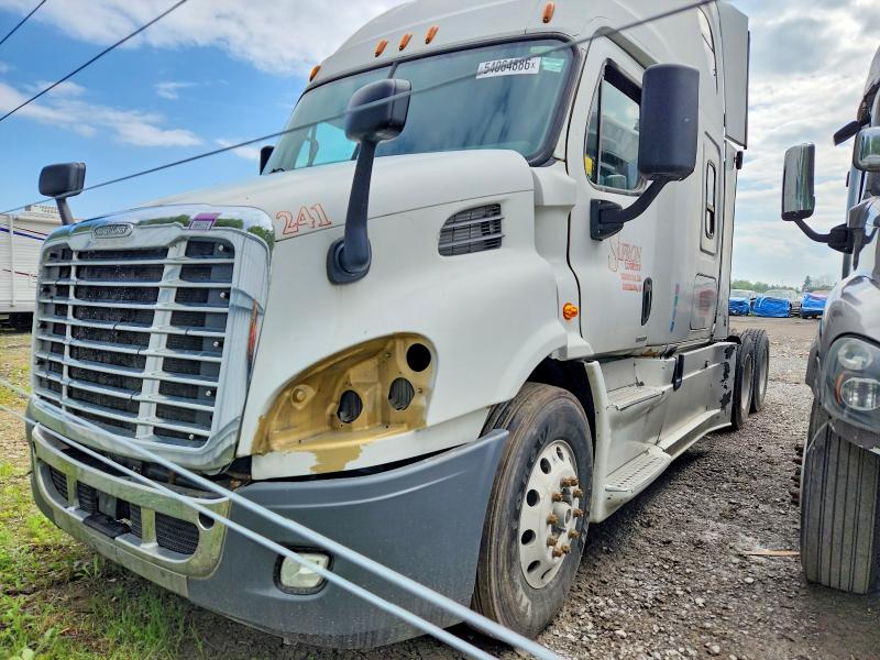 Продаж на аукціоні авто 2018 Freightliner Cascadia 113, vin: 3AKJGHDV8JDJS2448, номер лоту: 54064886