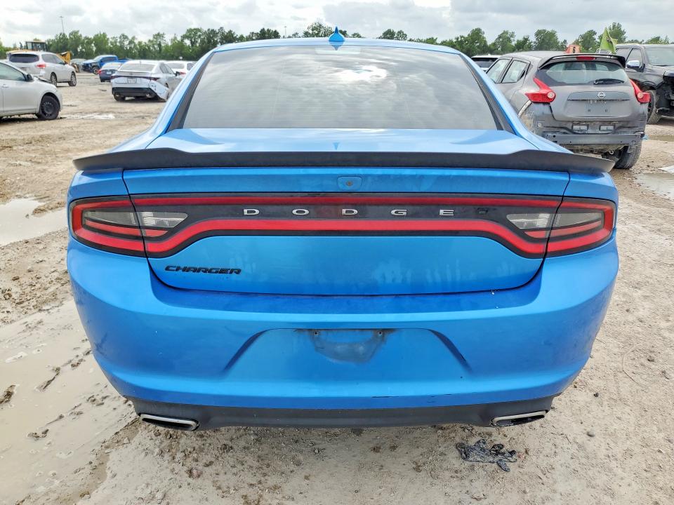 56451346 :رقم المزاد ، 2C3CDXHG5GH210843 vin ، 2016 Dodge Charger مزاد بيع