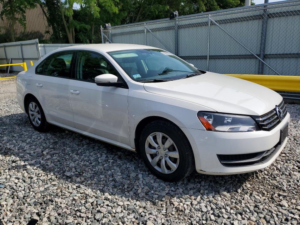 2015 Volkswagen Passat მანქანა იყიდება აუქციონზე, vin: 1VWAT7A3XFC075547, აუქციონის ნომერი: 56509386