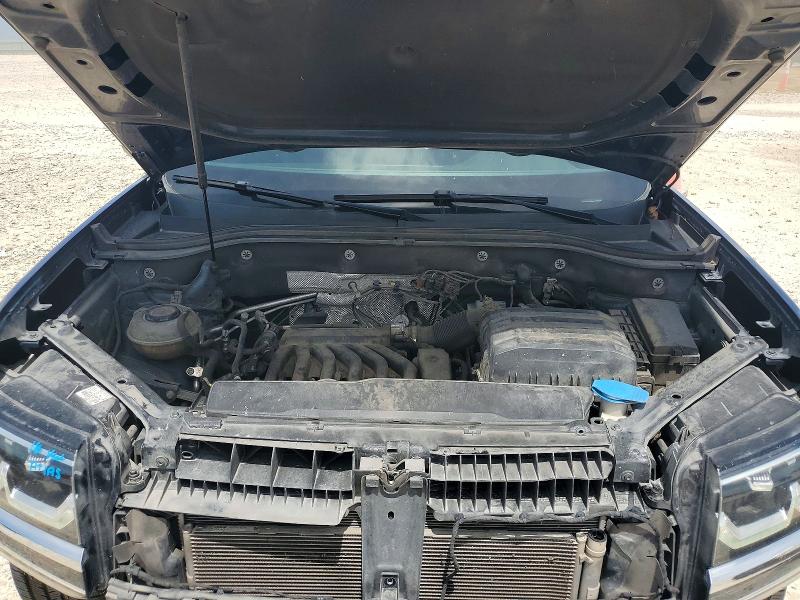 55066586 :رقم المزاد ، 1V2FR2CA0JC575424 vin ، 2018 Volkswagen Atlas مزاد بيع