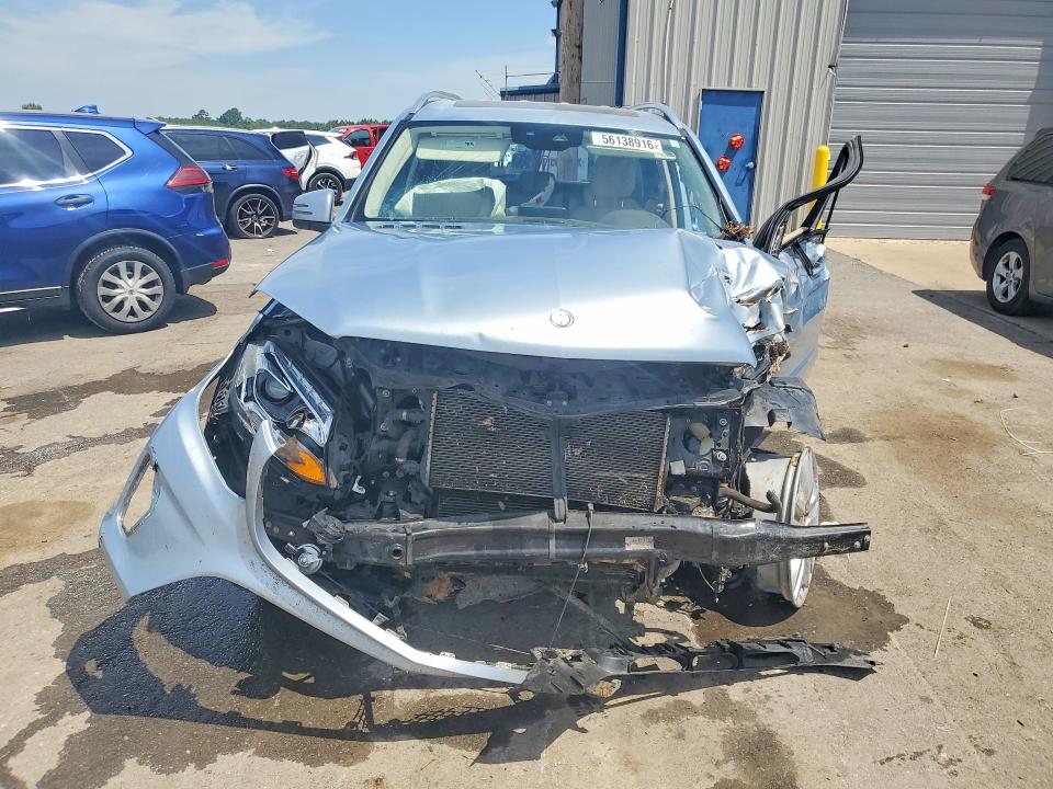 56138916 :رقم المزاد ، 4JGDF6EE7HA896077 vin ، 2017 Mercedes-benz Gls مزاد بيع