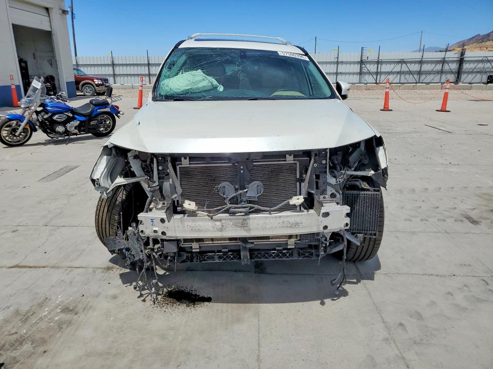 57500396 :رقم المزاد ، 5N1DR2MN8JC653440 vin ، 2018 Nissan Pathfinder مزاد بيع