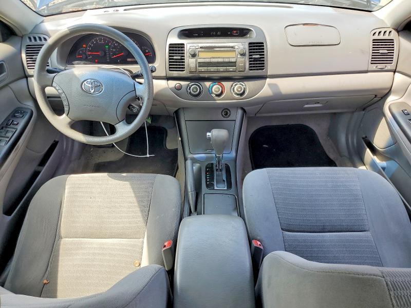 58826316 :رقم المزاد ، 4T1BE30K05U382748 vin ، 2005 Toyota Camry مزاد بيع