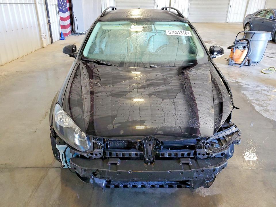 57531316 :رقم المزاد ، 3VWPL7AJ5EM619443 vin ، 2014 Volkswagen Jetta مزاد بيع