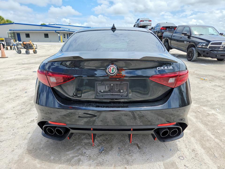 Продажа на аукционе авто 2017 Alfa Romeo Giulia, vin: ZARFAEAV2H7518277, номер лота: 57021296