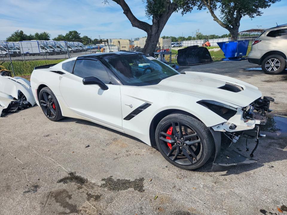 2014 Chevrolet Corvette მანქანა იყიდება აუქციონზე, vin: 1G1YG2D71E5127960, აუქციონის ნომერი: 57158846