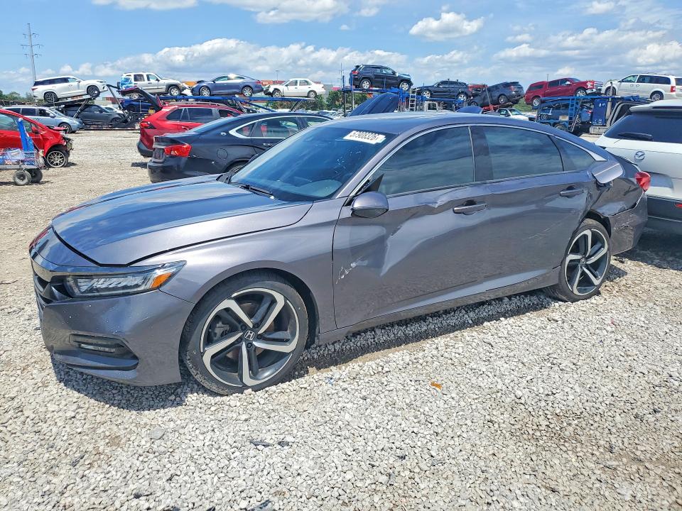 Auction sale of the 2018 Honda Accord, vin: 1HGCV2F3XJA009832, lot number: 57908326