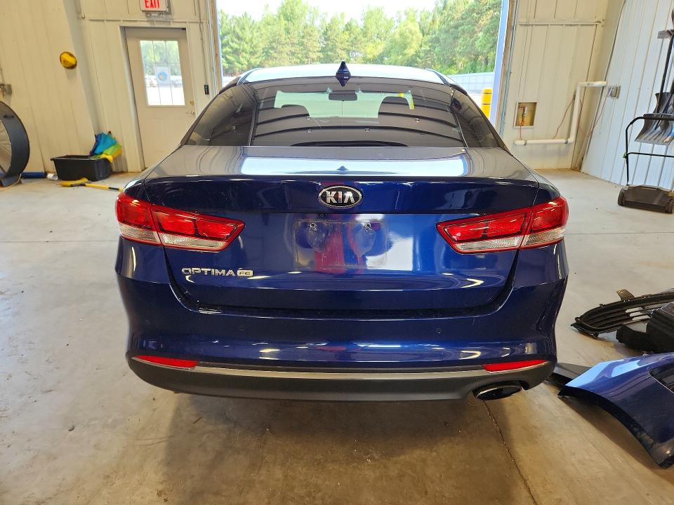95587665 :رقم المزاد ، 5XXGT4L39JG230526 vin ، 2018 Kia Optima مزاد بيع
