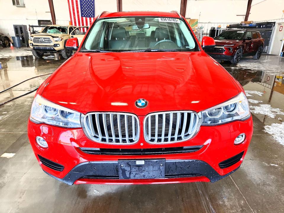 85610785 :رقم المزاد ، 5UXWX9C53H0T11546 vin ، 2017 Bmw X3 مزاد بيع