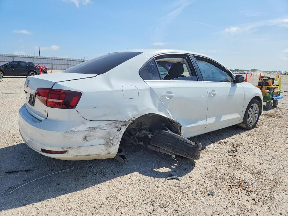Продажа на аукционе авто 2017 Volkswagen Jetta, vin: 3VW2B7AJ9HM370372, номер лота: 57611996