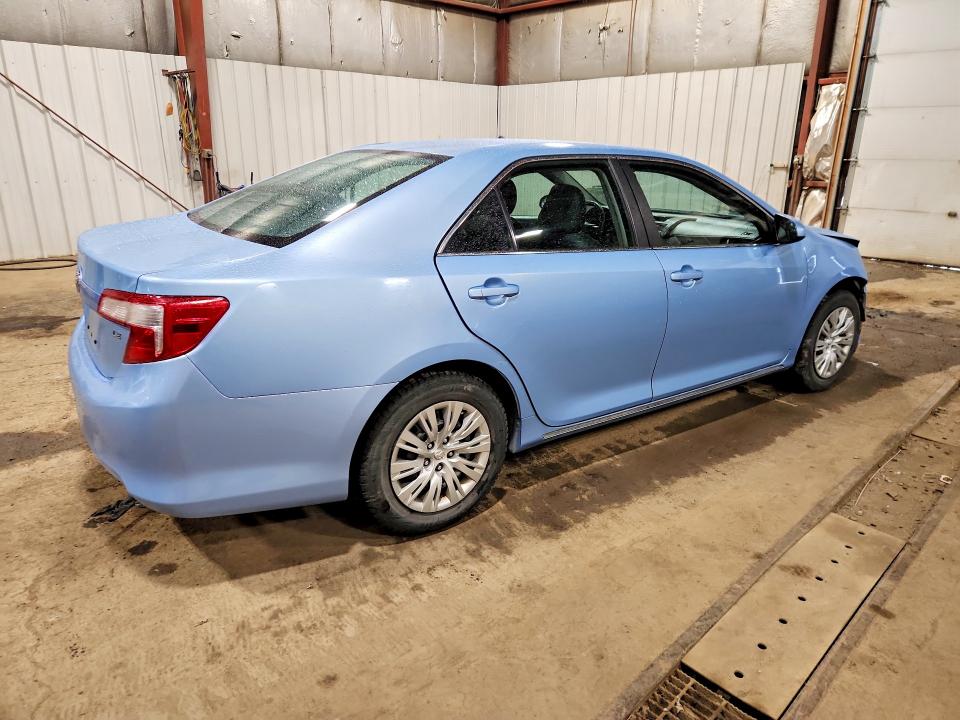 85624745 :رقم المزاد ، 4T1BF1FK5CU563642 vin ، 2012 Toyota Camry مزاد بيع