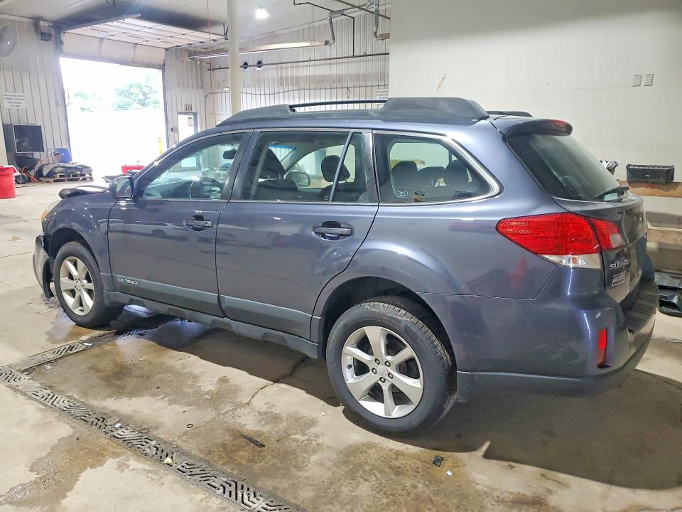 57656986 :رقم المزاد ، 4S4BRBAC3E3320336 vin ، 2014 Subaru Outback مزاد بيع