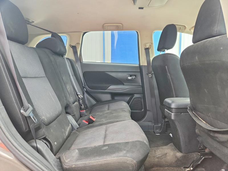 Продаж на аукціоні авто 2018 Mitsubishi Outlander, vin: JA4AD2A30JZ002674, номер лоту: 55547246