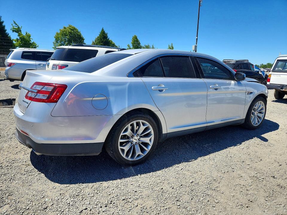 2018 Ford Taurus მანქანა იყიდება აუქციონზე, vin: 1FAHP2F8XJG106249, აუქციონის ნომერი: 56881886