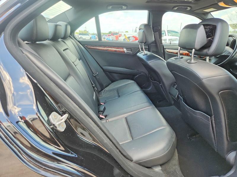 57638246 :رقم المزاد ، WDDGF8BB2AR105782 vin ، 2010 Mercedes-benz C مزاد بيع